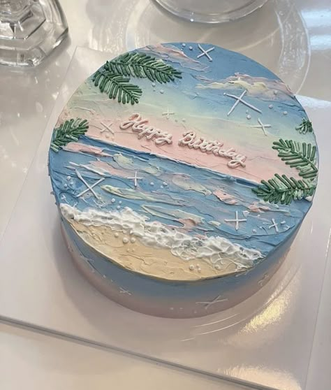 Costal Birthday Ideas, Teenager Cake Ideas, Piscis Cake, Summer Birthday Cake Ideas, Summer Cake Designs, 17th Bday Cake, Ocean Themed Cake, Palm Tree Cakes, Ocean Birthday Cakes