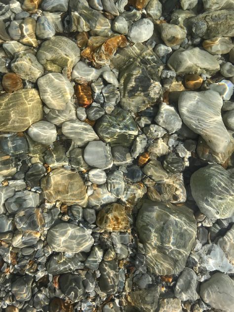 Scenic Art, River Stones, Pencil Art Drawings, Stone Texture, Pencil Art, Phone Backgrounds, Artist Inspiration, Painting Ideas, Landscape Photography