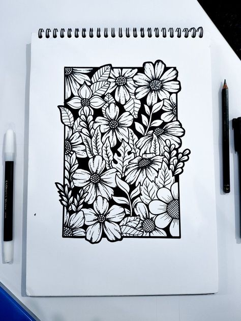 Doodle Art Of Flowers, Different Things To Draw, Sketchbook Art Journal Sketches Easy, Pen And Ink Flowers Drawings, Black Pen Art Doodles, Flower Doodle Art Design, Pen Art Simple, Zentangle Flower Doodles, Best Doodle Art