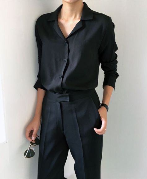 Feminine Tomboy, Minimalistic Outfits, Kendall Jenner Outfits, Looks Black, Business Outfit, Work Style, Outfits Fall, Looks Style, Mode Inspiration