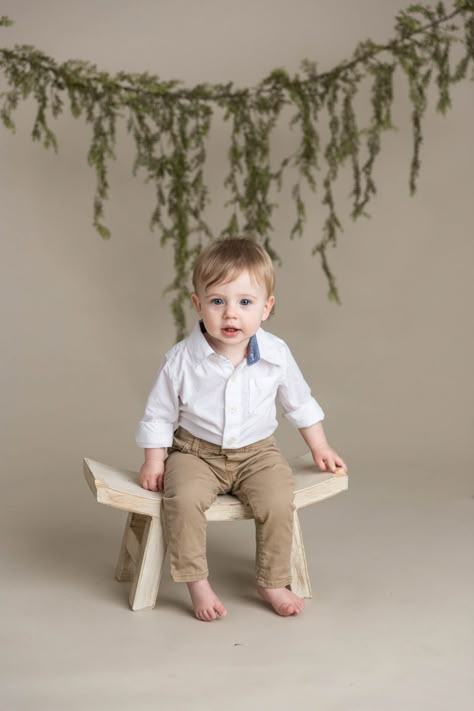 Boy 2nd Birthday Photoshoot, 2nd Birthday Photoshoot Ideas, Birthday Photoshoot Ideas Outdoor, Smash Cake Photos Boy, Toy Story 1st Birthday, 2nd Birthday Photoshoot, Birthday Photoshoot Ideas Boys, Boy Birthday Outfit, Baby Boy Birthday Outfit