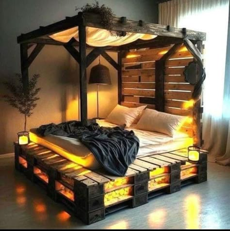 Diy Pallet Bed, Pallet Beds, Pallet Bed, Small Woodworking Projects, Pallet Furniture Bedroom, Beginner Woodworking Projects, Teds Woodworking, Diy Pallet Projects, Diy Storage Furniture