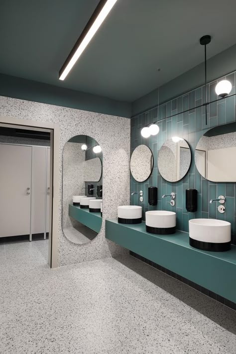 Public Restroom Design, Toilet Design Modern, Commercial Bathrooms, Toilette Design, Commercial Toilet, Public Bathroom, Wc Design, Restroom Design, Public Toilet