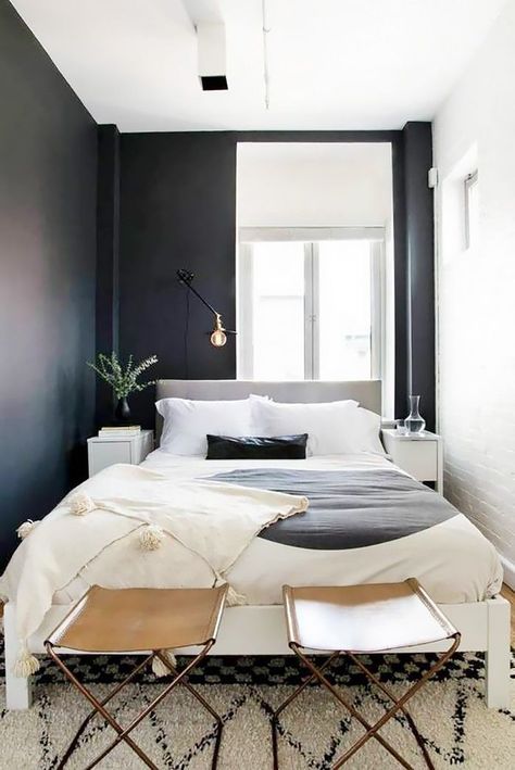 Bedroom Paint Colors Every Pro Uses Narrow Bedroom, Tiny Bedroom Design, Small Apartment Bedrooms, Interior Boho, Small Bedroom Designs, Dekorasi Kamar Tidur, Design Apartment, Small Room Design, Tiny Bedroom