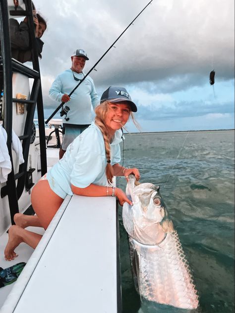 Boca grande tarpon fishing Fishing Aesthetic, Fishing Pics, Sail Fish, Tarpon Fishing, Fishing Ideas, Cowgirl Pictures, Summer Picture Poses, Fishing Pictures, Miss Kitty