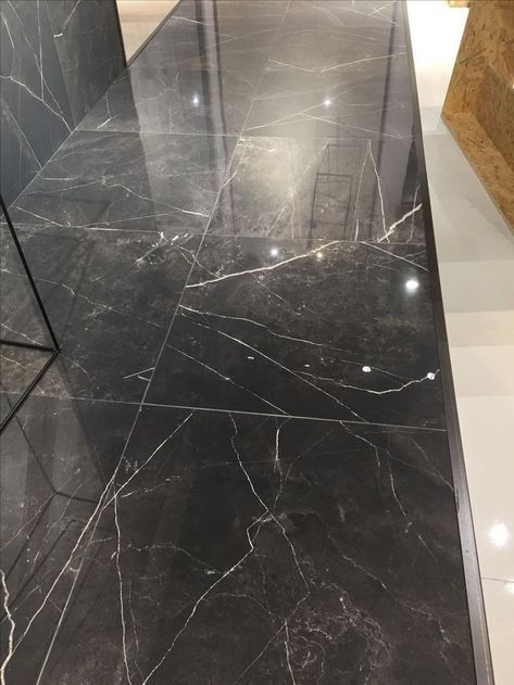 Marble Floor Bedroom, Tiles Design For Hall, Porcelain Tile Floor Living Room, Black Tile Bathroom Floor, Interior Design Girls Bedroom, Black Granite Tile, Black Marble Floor, Black Marble Tile, Black Tile Bathrooms