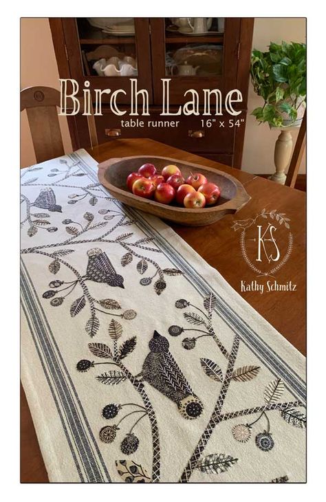 Spring Table Runners, Grey Quilts, How To Embroider Letters, Hexie Patterns, Quilt Table Runners, Pieced Quilt Patterns, Sweet Drawings, Paper Pieced Quilt Patterns, Quilt Table