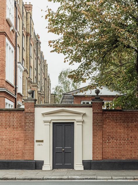 Oak Timber Flooring, Transitional Dining Room, Apartment In London, Door Entryway, Urban Oasis, Balance And Harmony, Chelsea House, Custom Made Furniture, Interior Design Diy