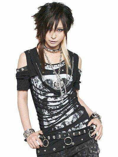 Visual Kei Outfits, Visual Kei Fashion, Kei Visual, Kei Fashion, Punk Outfits, Wedding Gowns Lace, Japanese Street Fashion, Grunge Goth, Goth Outfits