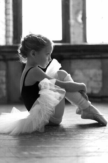 Toddler Girl Ballet, Winter Ashby, Toddler Ballet, Pink Ballet Shoes, Baby Ballet, Ballet Kids, Ballet Poses, Ballet Photos, The Pretty Reckless