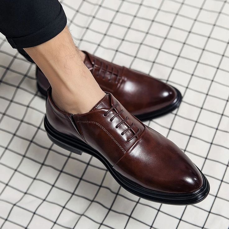 LBSFY -New Office Luxury Leather Shoes Italy Men Derby Shoes Formal Oxford Dress Shoes Fashion Pointed Classic Banquet Brands Moccasins Shoes For Women Formal, Old Money Loafers, Mens Italian Dress Shoes, Shoes Italy, Colorful Wedding Shoes, Italy Men, Men's Wedding Shoes, Groom Shoes, Preppy Shoes