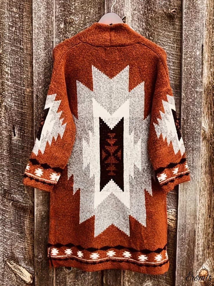 Eromis - Introducing our sophisticated Geometric Print Open-Front Cardigan, designed as a stylish long-sleeve addition to your spring and fall wardrobe. Exuding boho-chic flair, this Womens Clothing will elevate your fashion game to the next level. Mode Country, Aztec Cardigan, Country Outfits, Open Front Cardigan, Western Outfits, Fall Wardrobe, Western Wear, Ponchos, So Happy