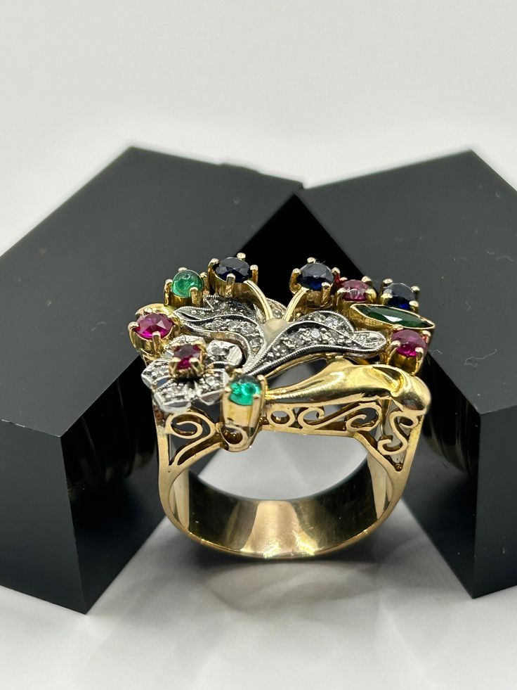 Beautiful 18kt Gold Ring, Size 8, weight 10.7grams. Luxury Multi-stone Ruby Ring, Collectible 14k Gold Multi-stone Rings, Collectible Multi-stone 14k Gold Rings, Luxury 14k Gold Collectible Rings, Luxury Multi-stone Emerald Ring For Gift, Luxury Multi-stone Emerald Ring As Gift, Luxury 14k Stamped Sapphire Ring, Luxury Multi-stone Ruby Ring In Gold, Luxury Gold Ruby Ring With Multi-stone