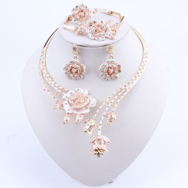 Jewelry Sets- Nigeria Classic Jewelry Sets Elegant Bride Wedding Flower Shape Necklace Earrings Bracelet Ring Set for Dubai WomenModel Number:4000706631605 Dubai Women, Elegant Bride, Gold Ring Sets, Bracelet Ring, Classic Jewelry, Bride Wedding, Wedding Flower, Flower Shape, Necklace Earrings