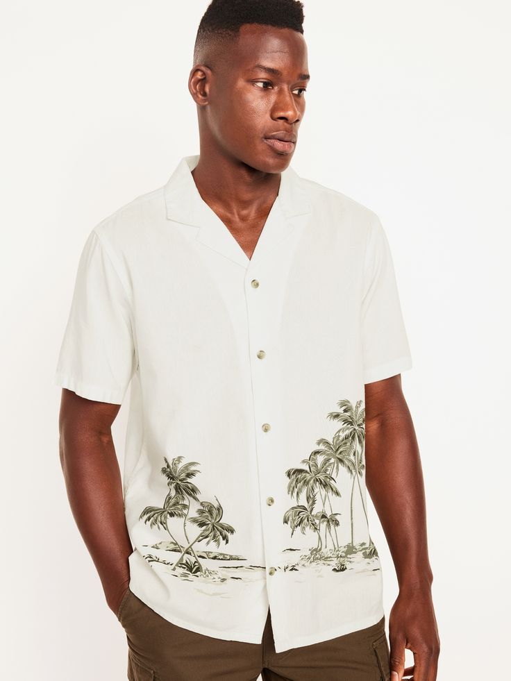 notched lapel short sleeves full-button front vented sides relaxed fit hits below waist model is approx.  6'1" and wears size m Honeymoon Outfits, Camp Shirt, Old Navy Shorts, Camping Shirt, Maternity Wear, Big And Tall, Men Short Sleeve, Chest Pocket, Puerto Rico