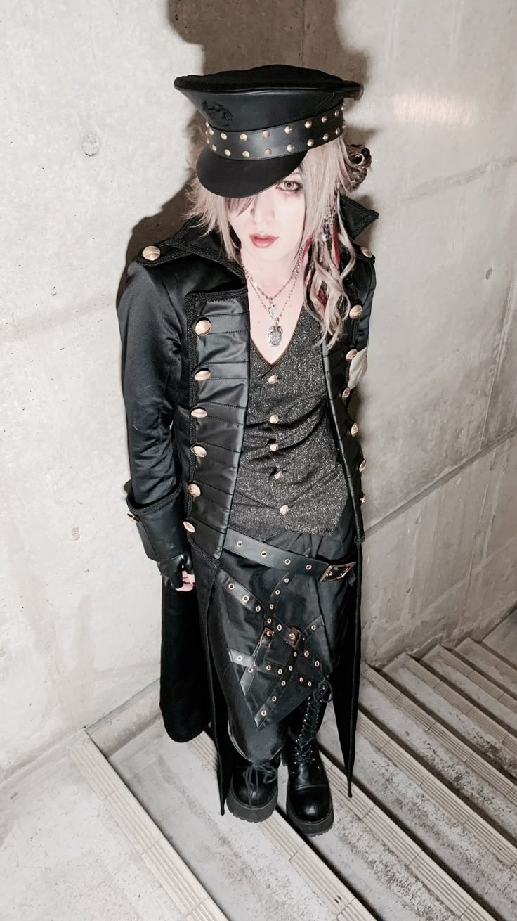 Visual Kei Fashion 90s, Vkei Clothes Men, Male Vkei Outfit, Visual Kei Masculine, Visual Kei Male Fashion, Vkei Male Fashion, 2000s Vkei Fashion, Visual Kei Outfits Aesthetic, Visual Kei Mens Fashion