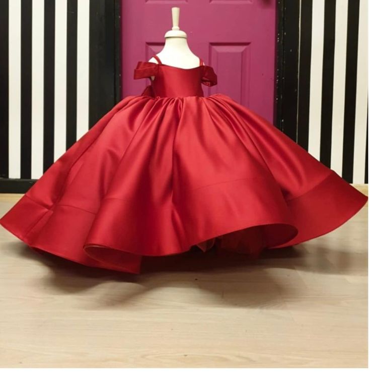 Quinceanera Princess Dress With Ruffles, Red Princess Dress With Fitted Bodice, Ruffled Ball Gown Princess Dress For Quinceanera, Red Gown For Pageant During Prom Season, Fitted Bodice Ball Gown For First Communion, Red Princess Style Fitted Ball Gown, Fitted Bodice Princess Dress For Prom, Pageant Ball Gown Dresses With Fitted Bodice, Prom Season Quinceanera Dress With Fitted Bodice For Pageant