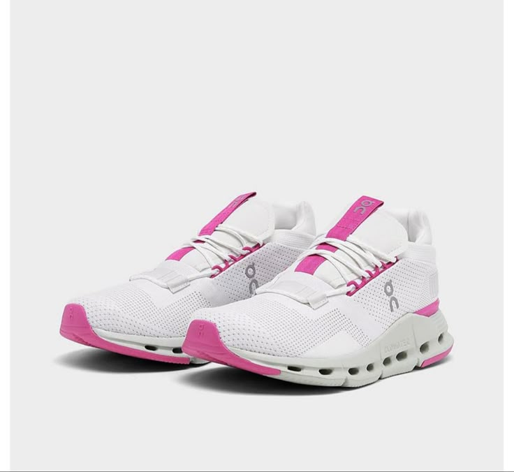 Preppy Running Shoes, Trendy Shoes 2023, Oncloud Sneakers, Sophie Outfit, 2023 Sneakers, Cute Running Shoes, On Cloudnova, Cloud Shoes, Running Sneakers Women