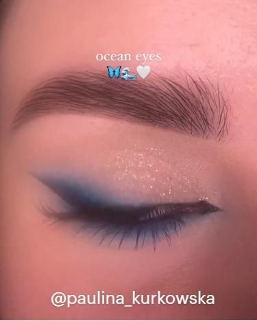 Blue Ocean Eyeshadow Look Blue Eyeshadow Tutorial, Blue Eyeliner Makeup, Blue Eyeshadow Makeup, Blue Makeup Looks, Prom Eye Makeup, Eye Makeup Techniques, Eye Makeup Pictures, Eye Makeup Designs, Ocean Eyes