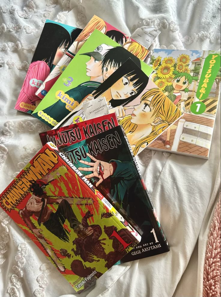 Manga Manga Haul, Barns And Noble, Yotsuba Manga, Anime Bedroom Ideas, Read Anime, Japan Core, Books Manga, Shoujo Girl, Manga Aesthetic