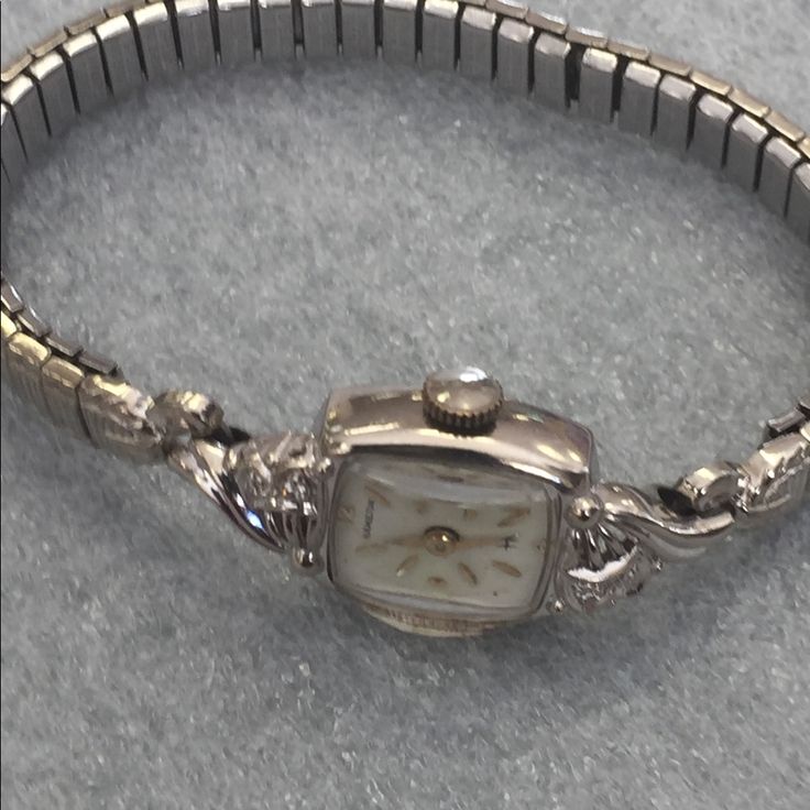 Very Pretty Vintage 14k White Gold Case Ladies Hamilton Wristwatch. Four (4) .03 Ct. Single Cut Diamonds. The Band, Not Gold, Measures 5 Inches Unstretched. Good Condition With Normal Evidence Of Vintage Wear. Works, But Functionality Is Not Guaranteed. This Is A Used Item That Shows Surface Scratches With Minimal Blemishes Or Tarnish And Wear Consistent With Previous Ownership And Use. Lady Hamilton, Hamilton Watch, Vintage Lady, Telling Time, Old Jewelry, 2022 Fashion, Gold Case, Vintage Wear, Vintage Accessories