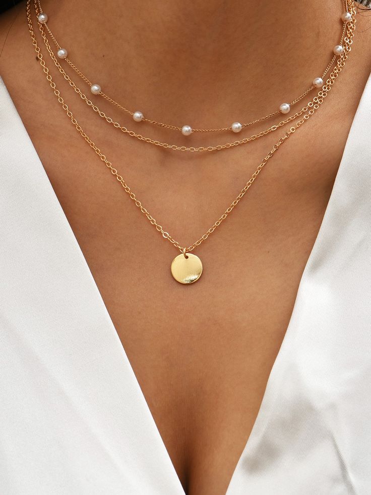 Cute Chains, Jewellery Minimalist, Frame Necklace, قلادات متدلية, Trending Necklaces, Celtic Knots, Jewelry Accessories Ideas, Elegante Casual, Jewelry Lookbook