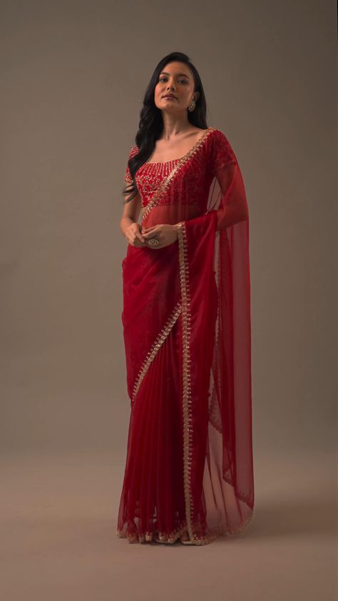 Wedding Core, Red Saree Wedding, Red Saree Blouse, Red Sarees, Farewell Sarees, Sri Lankan Wedding, Netted Blouse Designs, House Of Blouse, Saree Wearing Styles