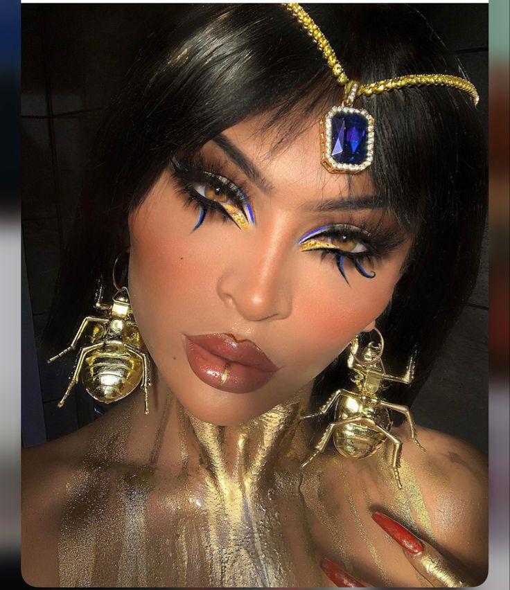 Cleopatra Halloween Makeup, Egypt Makeup, Cleopatra Makeup, Goddess Of Egypt, Egyptian Makeup, Goddess Makeup, Drag Queen Makeup, Queen Makeup, Halloween Costumes Makeup