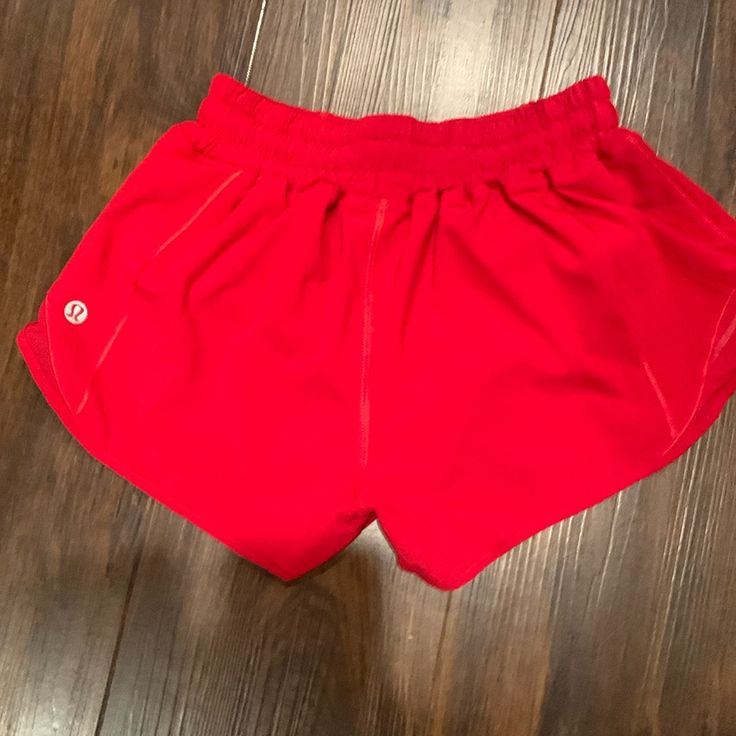 Never Worn Cute Lululemon Outfits, Western Fits, Lululemon Outfits, Athletic Shorts, Clothing Ideas, 2 Colours, Lululemon Athletica, Hockey, Size 2