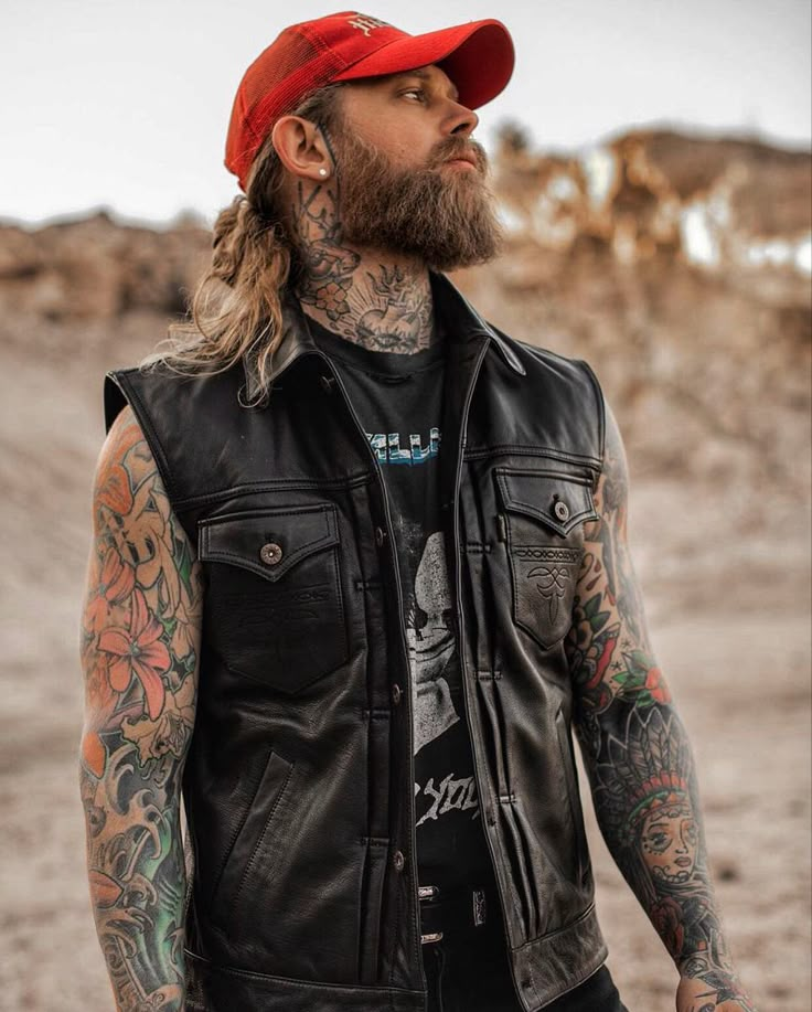 Alternative Western, Leather Vest Outfit, Josh Mario John, Guys With Facial Hair, Men's Long Hair, Cowboy Fit, Biker Outfits, Badass Beard, Vest Outfits Men