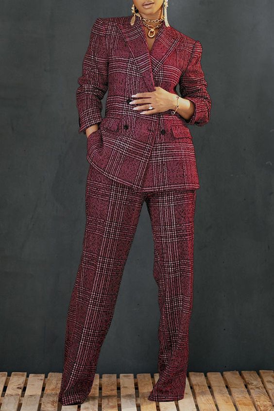 This plaid suit set is formal and lively, elegant and competent. It can be easily paired with t-shirts, blouses, loafers and heels for a stylish look. Suitable for daily, office, work, meeting, shopping, business, etc. It can help you get a lot of compliments.In stock, shipped on the same day Model is wearing size Medium Fits true to size for most Material: 95% polyester and 5% spandex SIZE M : INSEAM - 29.9 INCH Long sleeve Double-breasted design Straight leg pants Hand wash cold Suitable for wear in fall, winter and spring Purchase reference: Size(inch) Height Chest Waist Hip S 66.93 35.43 27.56 38.58 M 68.90 37.80 29.92 40.94 L 68.90 40.16 32.28 43.31 XL 70.87 42.52 34.65 45.67 2XL 70.87 44.09 37.01 47.24 3XL 72.83 45.67 39.37 48.82 Please notice: This size details is for the body size, Womens Plaid Pants Suit, Black Red And White Business Attire, Tracee Ellis Ross Suit, What To Wear With Houndstooth Pants, Red Long Sleeve Office Wear Set, Office Lady Sets For Fall Office Wear, Red Workwear Sets For Fall, Plaid Suit For Fall Office Wear, Plaid Suit For Office In Fall