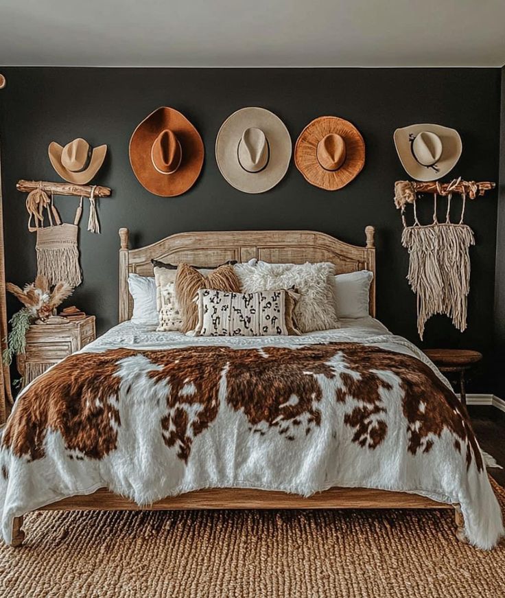 Country Room Ideas Bedroom, Western Home Decor Bedroom, Cowgirl Bedroom Ideas, Western Themed Bedroom, Western Room Ideas Bedrooms, Western Room Ideas, Rustic Bedroom Ideas, Cowgirl Bedroom, Western Bedrooms