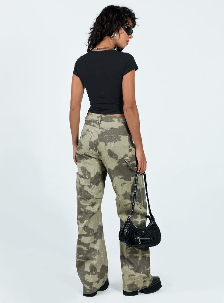 Pants Oversized fit 100% cotton Length of size AU 8 waist to hem: 111cm / 43.7" @saskiateje i s wearing a size US 2 / AU 6 Tamika is wearing a size US 2 / AU 6 Camouflage print Cargo pants style Zip & button fastening Belt looped waist Oversized pockets Pleated detail on inner leg Wide leg Non-stretch Unlined Cargo Pants Style, Oversized Pockets, Festival Pants, Coachella Outfit, Fleece Dress, Miami Vice, Sweatshirt Set, Camouflage Print, Camo Pants