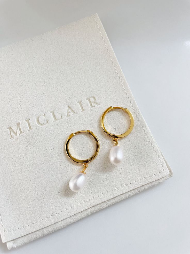 Bridesmaids Earrings, Freshwater Pearl Drop Earrings, Minimal Earrings, Bride Earrings, Bridesmaid Proposal Gifts, Earrings Bridesmaid, Tacoma Wa, Gold Pearl Earrings, Huggie Earrings