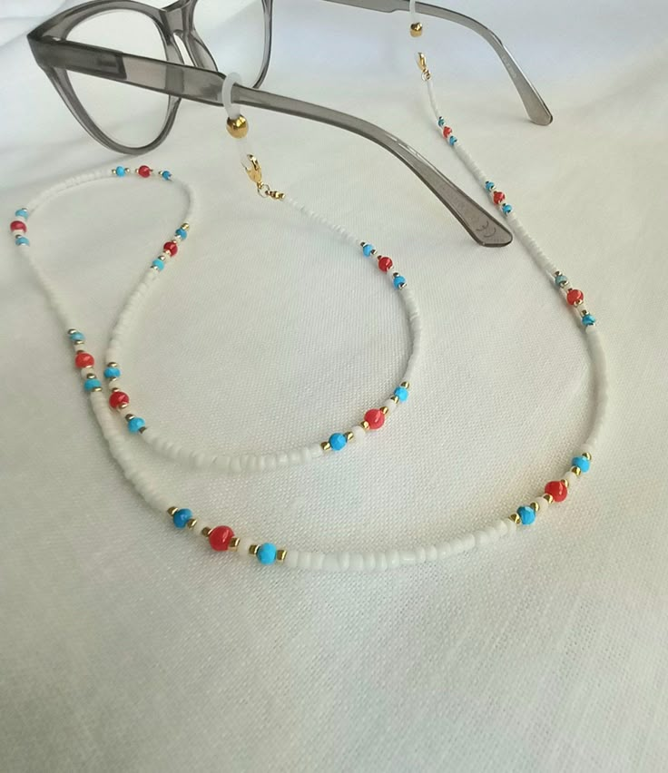 Glasses holder Glasses chain Sunglasses necklace Eyeglasses chain Glasses accessories Gift for her Mothers gift Free shipping Glasses Necklace Holder, Adjustable Delicate Chain Glass Necklace, Summer Glass Jewelry As A Gift, Summer Glass Jewelry For Gifts, White Adjustable Glasses Chains For Fashion, White Festival Necklaces With Lobster Clasp, White Jewelry With Adjustable Glass Chain, White Glass Necklace With Colorful Beads, White Necklace With Lobster Clasp For Festivals