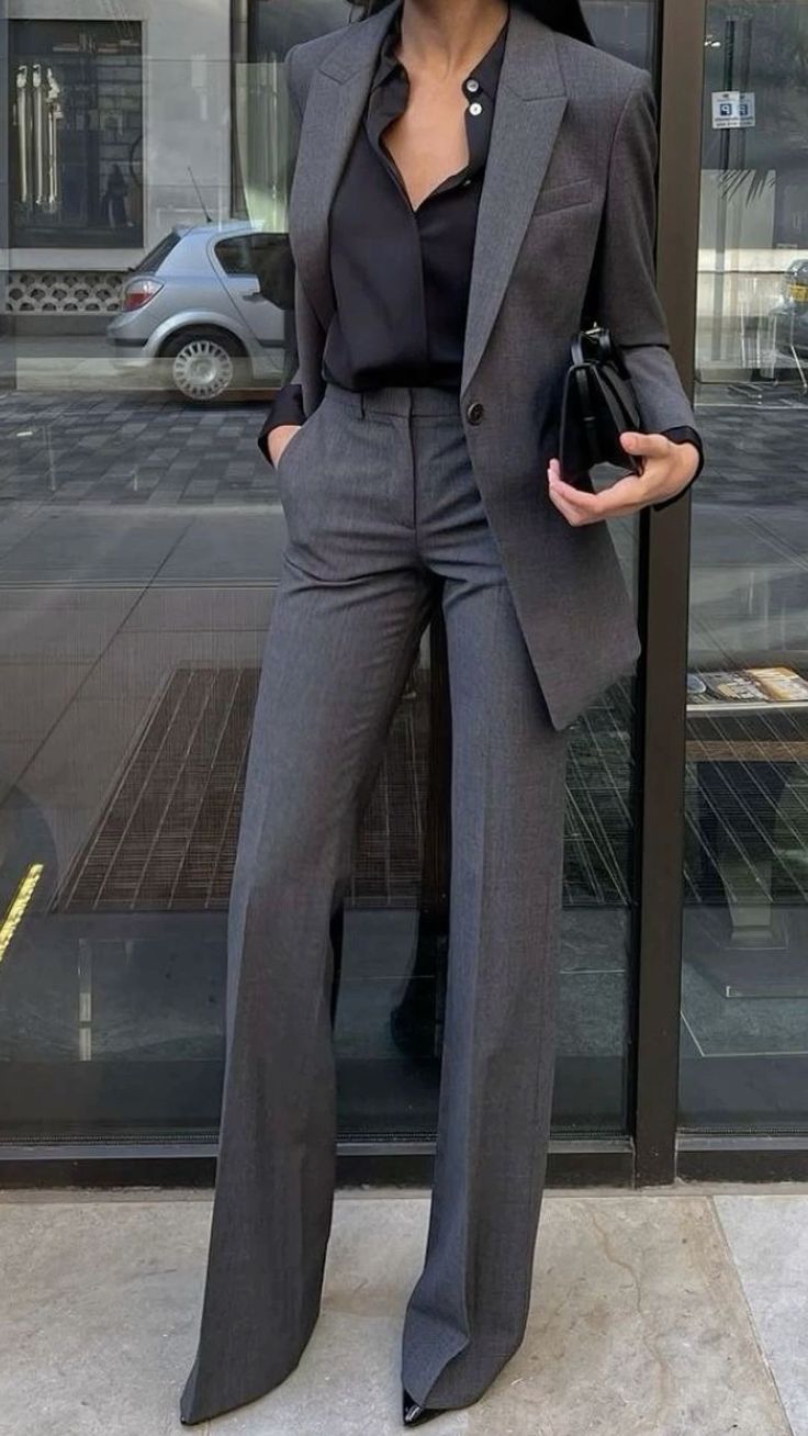 Office Fits, Corporate Baddie, Fest Outfits, Professional Outfits Women, Chique Outfits, Business Outfits Women, Stylish Work Attire, Corporate Outfits, Business Casual Outfits For Work