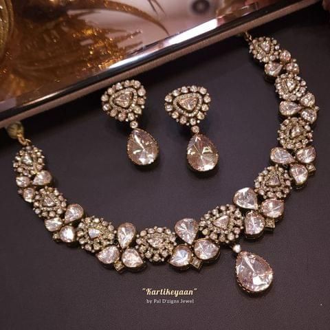 Kartikeyaan Moissanite Polki Necklace Set Real Polki Sets, Jewllery Ideas, Moissanite Jewellery, Polki Necklace Set, Indian Wedding Jewelry Sets, Necklace Set Indian, Jewel Wedding, Diamond Necklace Designs, Engagement Rings Affordable