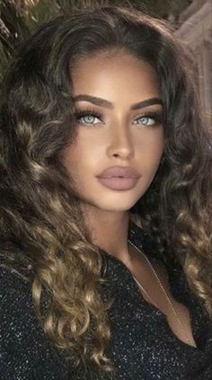 Extreme Make-up, Most Beautiful Eyes, Exotic Women, Women Faces, Gorgeous Eyes, Pretty Eyes, Beauty Face, Beautiful Black Women, Beautiful Eyes