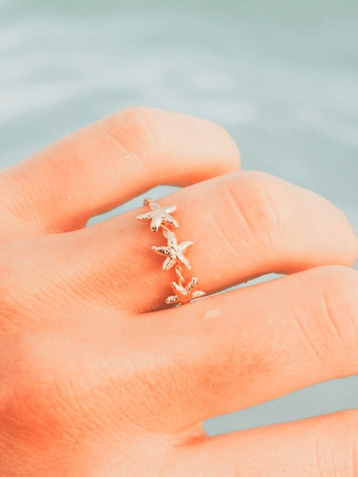 Cute Summer Jewelry, Surf Jewelry, Summer Rings, Beachy Jewelry, Preppy Jewelry, Ocean Jewelry, Jewelry Accessories Ideas, Nail Jewelry, Jewelry Lookbook