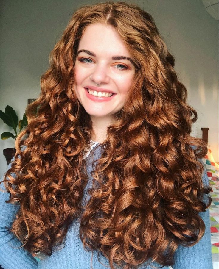 Curly Redhead, Curl Jelly, Red Curls, Long Hair Pictures, Long Red Hair, Curly Girl Method, Wash Day, Curly Hair Routine, Happy Hair