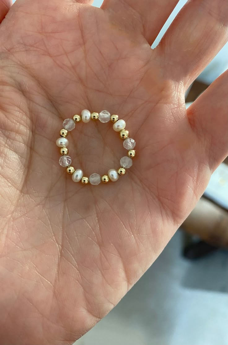 Pearl/moonstone Beaded Gold Filled Ring. Stretch Gold Filled - Etsy Elastic Rings, Diy Beaded Rings, Rings Stacking, Rings Crystal, Rings Gemstone, Beaded Necklace Diy, Beaded Ring, Diy Bracelet Designs, Beads Bracelet Design