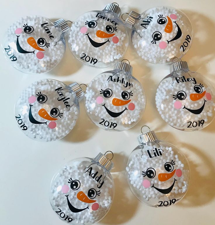 six snowman ornament ornaments with names on them