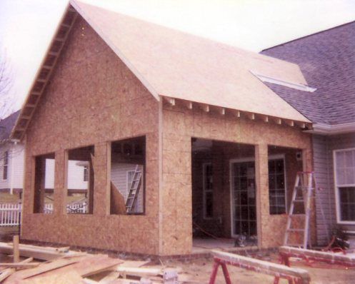 a house is being built in the middle of construction