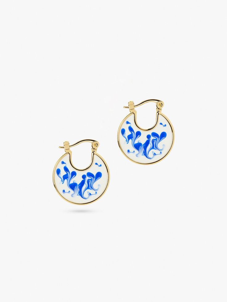 Trendy Blue Enamel Jewelry, Everyday Round Enamel Earrings, Trendy Enamel Drop Earrings, Elegant Round Earrings With Artistic Design, Everyday Single Enamel Earring, Trendy Enamel Earrings For Everyday, Elegant Blue Hoop Earrings For Everyday, Artistic Blue Jewelry For Summer, Elegant Enamel Earrings With Artistic Design