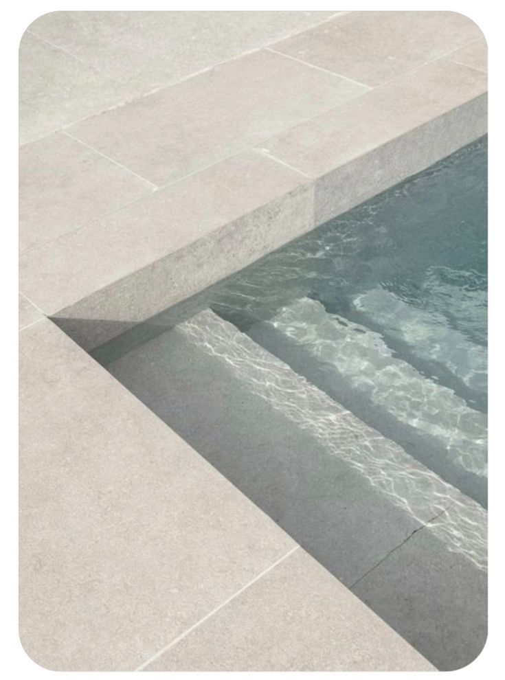 Moderne Pools, Swimming Pool Tiles, Pool Remodel, Pool Landscape Design, Pool Coping, Modern Pools, Have Inspiration, Backyard Pool Designs, Swimming Pool Designs