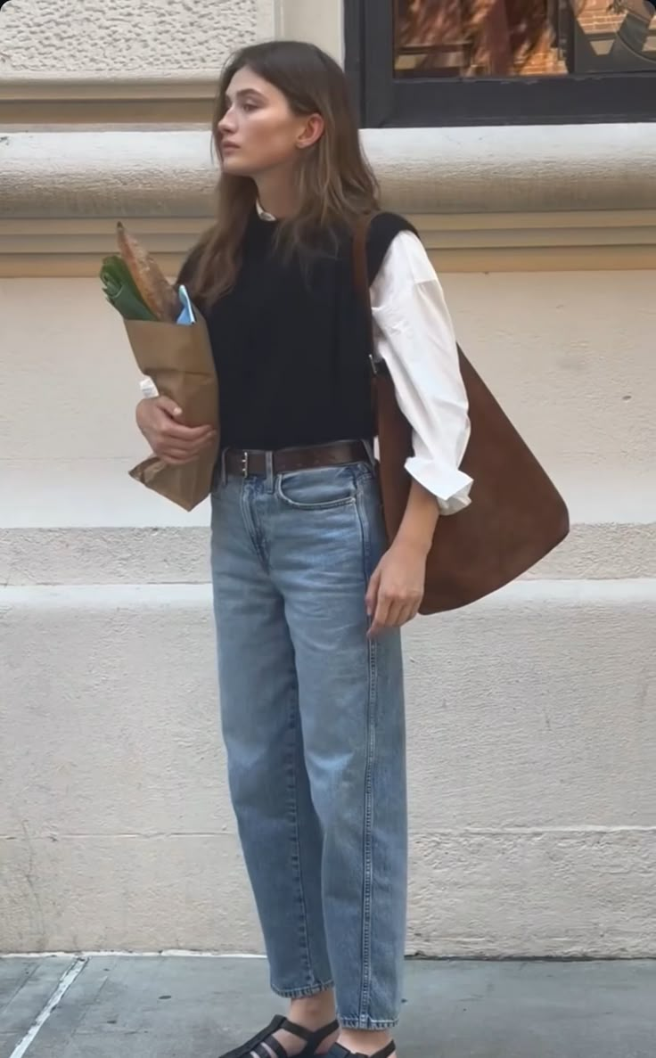 Fall Outfits With Beige Pants, Blue Jeans Autumn Outfit, Tan Bootcut Pants Outfit, Preppy Outfits Women Classy, Rainy Day In London Outfit, East London Aesthetic Fashion, Brown Sleeveless Sweater Outfit, Madewell Work Outfit, Fashion Autumn/winter 2024/2025