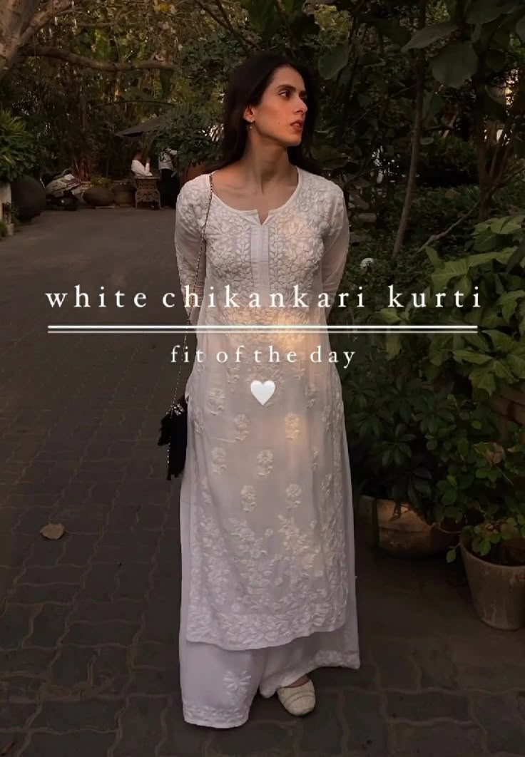 Simple White Suit Design, Chickenkari Kurti Styling Ideas, White Chinkari Kurti, Indian Wear Kurti, Chicken Cari Dresses, White Chicken Kurti Designs With Jeans, White Chickenkari Kurti Designs, Black Chikankari Kurta Aesthetic, White Chikankari Kurta Styling