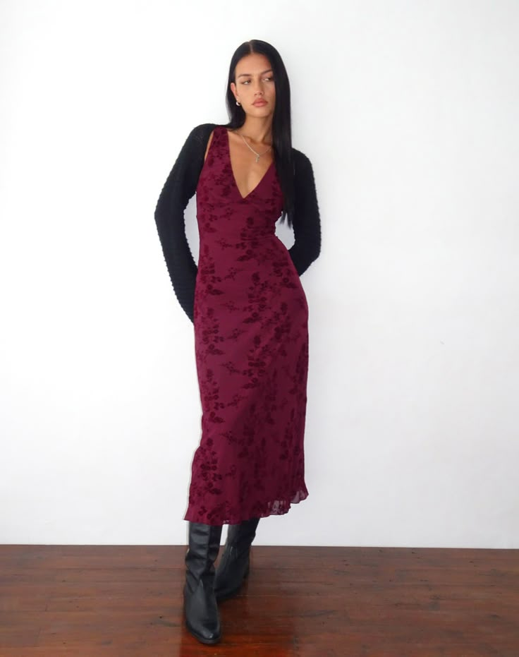 Botanical Flower Maroon Midi Dress | Gabriela – motelrocks-com-us Red Grunge, Evening Dress Long, Rib Top, Sleeveless Long Dress, Motel Rocks, Printed Dresses, Black Midi, Women Long Dresses, Daily Dress