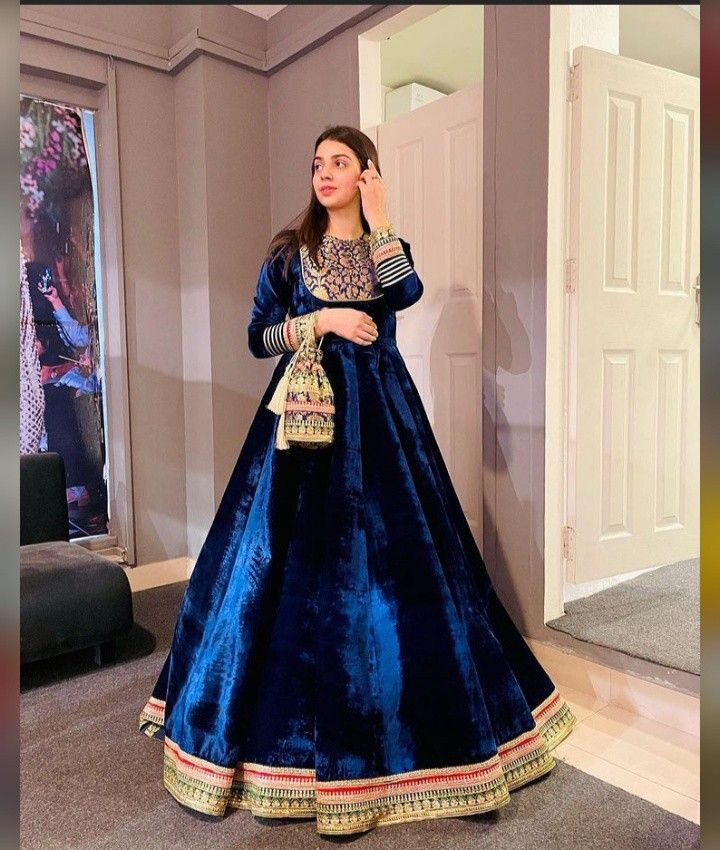 Velvet Gown Designs Indian, Velvet Anarkali Suits Weddings, Anarkali Velvet Suits, Velvate Dress Design Gown, Valvat Dresses Simple, Velvet Frock Suit, Velvet Anarkali Suits Party Wear, Velvet Outfits For Women Indian, Velvet Dress Designs Indian