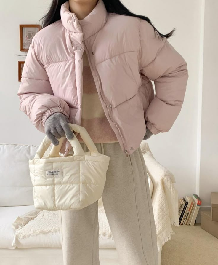 Pink Jacket Outfit Aesthetic, Pink Puffer Outfit, Pink Puffy Jacket, Pink Puffer Jacket Outfit, Puffy Jacket Outfit, Cute Wishlist, Pink Jacket Outfit, Puffer Outfit, Korean Winter Outfits